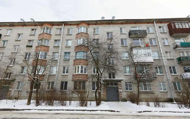 Na Ozerkovoy 51k2 Flat