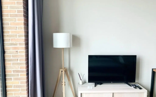 Panoramic River View Loft Apartments