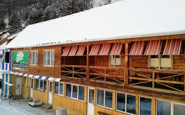 Malinovka Guest House