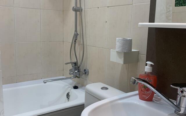 Prekrasnaya Studiya V Samom Centre Goroda Tyumeni 50 Let VLKSM 13/3 Flat