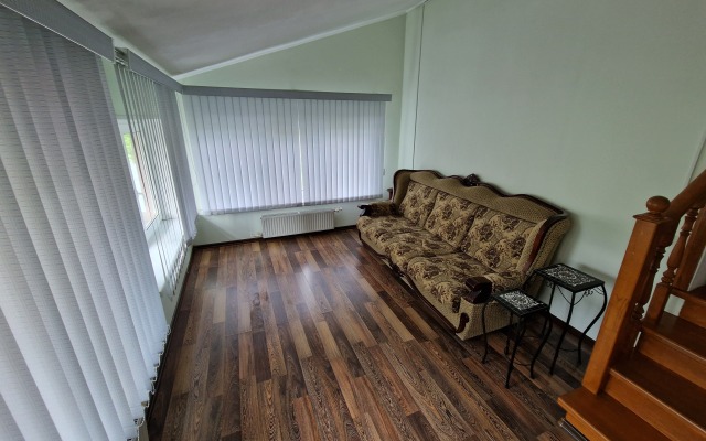 Kottedzh Na Tikhoy Guest House