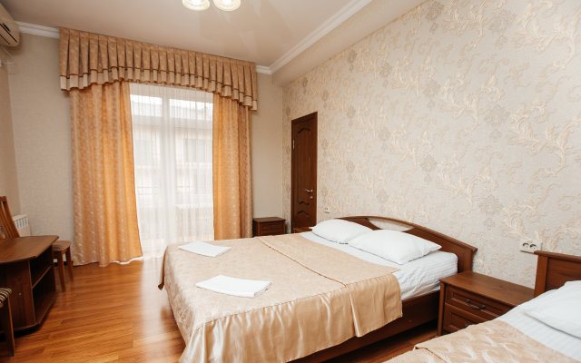 Nadezhda Hotel