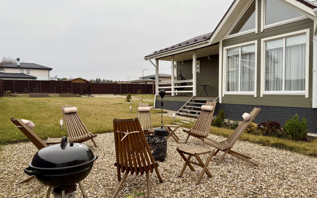 Частный дом Частный уютный дом от Sheluha House