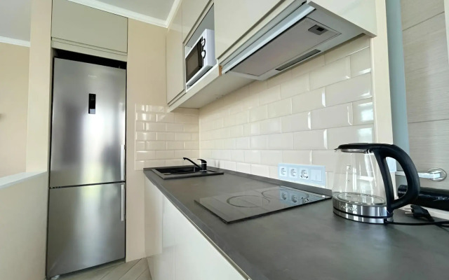 Studiya S Balkonom Alax Naprotiv Delta Sirius Apartments