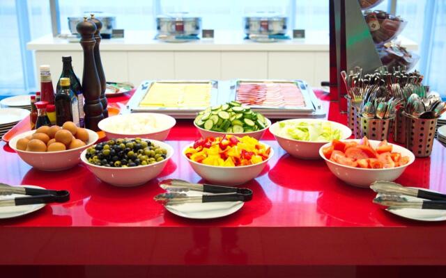 Hampton By Hilton Saint Petersburg ExpoForum Hotel