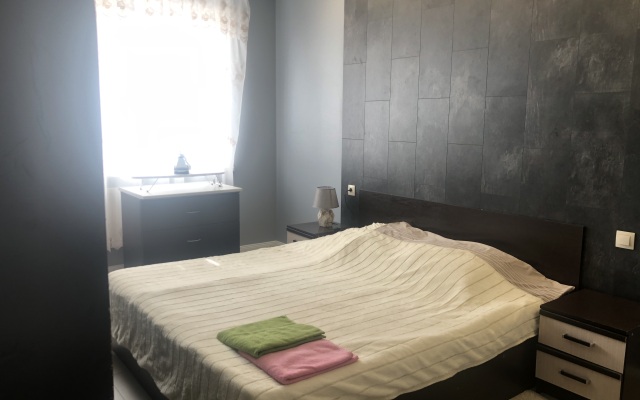 Квартира Варшавская 80 м