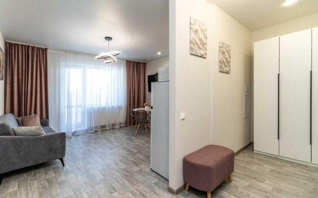 Квартира комфортные Ивана Захарова 18/2