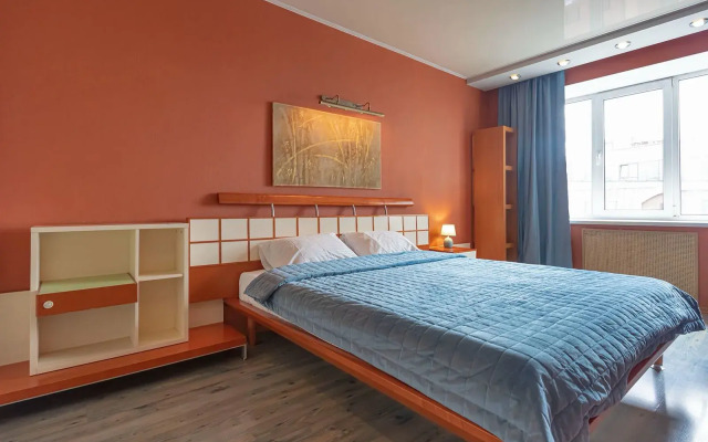 Апартаменты 3-х комнатные в центре с видом на море