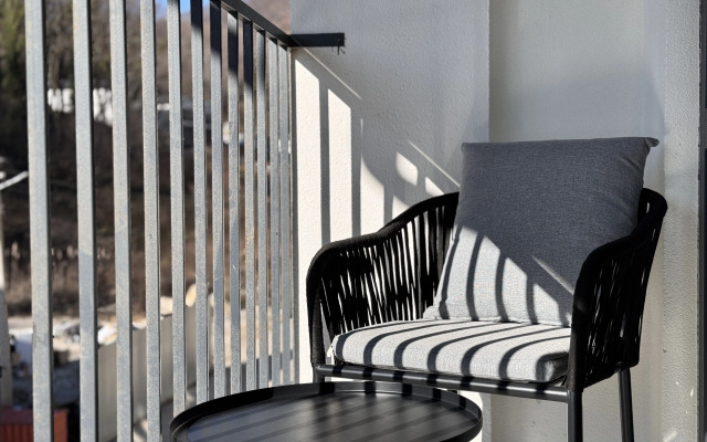 Studiya Dlya Dvoikh S Balkonom V Zhk Monako Apartment