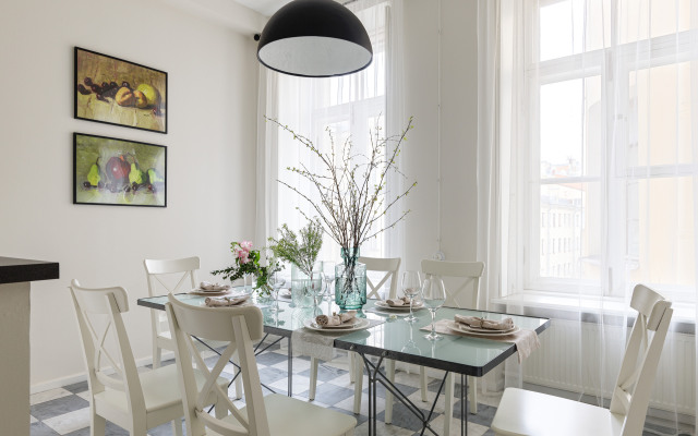 Апартаменты Minin Apartments с видом на Фонтанку 180 кв.м.