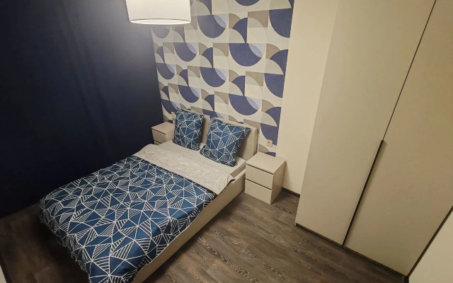 Dvukhkomnatnaya nedaleko ot tsentra Flat