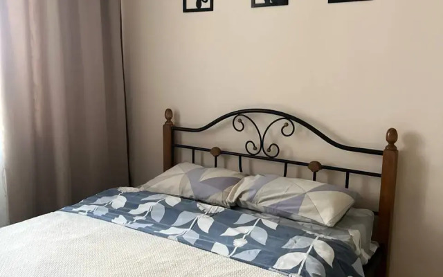 Na Verkhney naberezhnoy 161/13 Flat