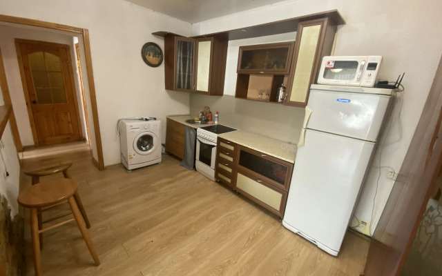 Апартаменты 3-комнатные Шилова 46