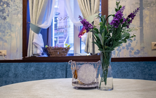 Cronwell Inn Stremyannaya Hotel