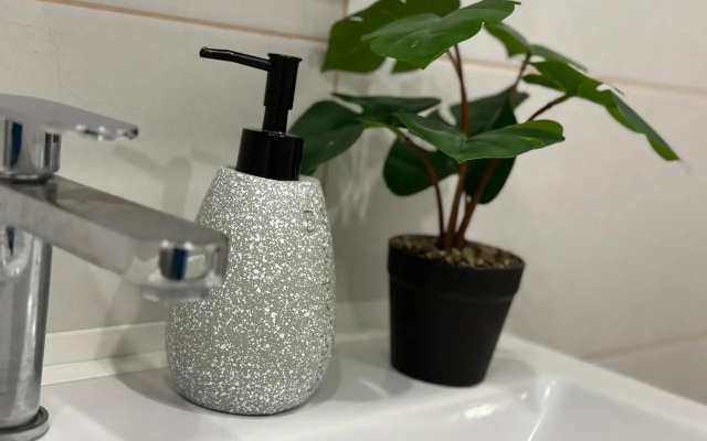 Квартира Живи Тут 89