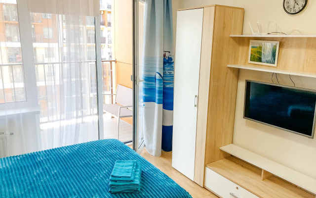 Квартира бирюзовая у Черного моря