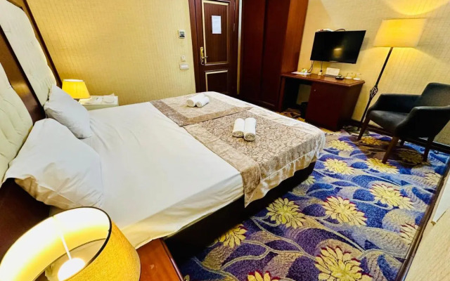 Clover Boutique Hotel