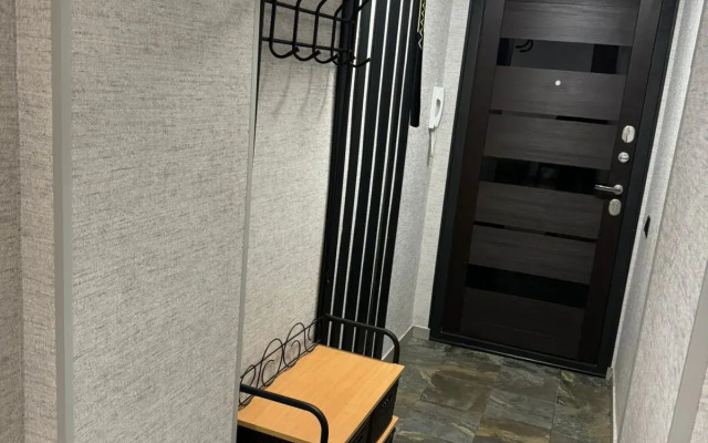 Uyutnaya Kvartirka U Naberezhnoy Apartments