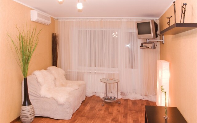 Апартаменты Никитинская 21-70