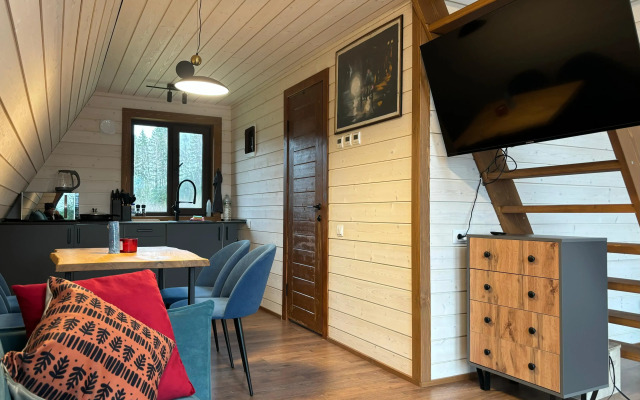 Holmles Private House