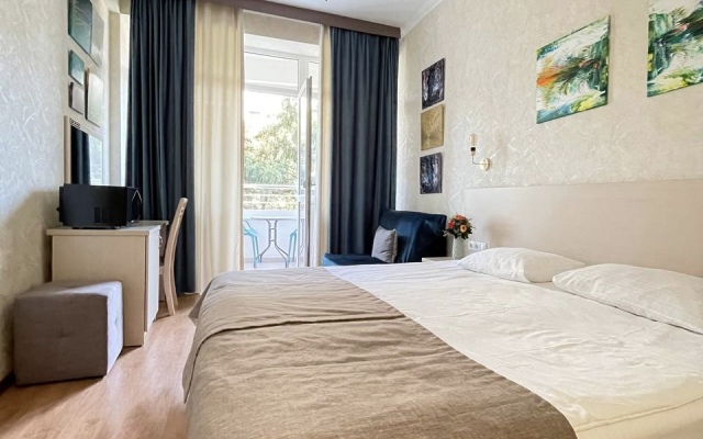 Liberty Fly Hotel Room 405 Apartments