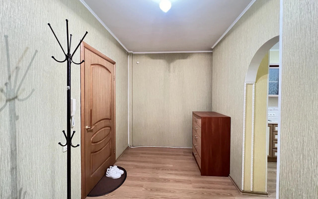Na Naugorskom Shosse 76 Flat