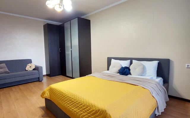Ryadom s Nakhimovskim Prospektom Flat