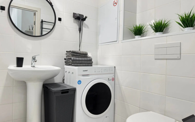 Квартира Двухкомнатная просторная и уютная ArtApart