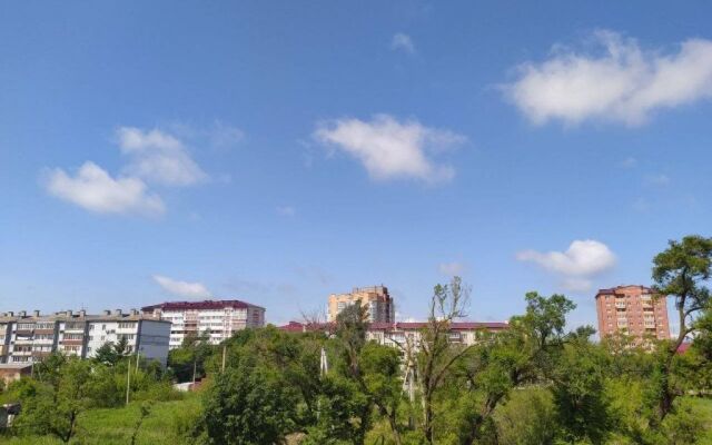 Апартаменты на Бирюкова 9