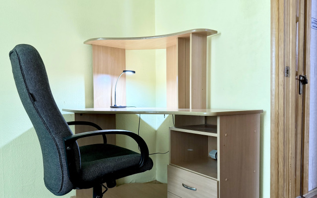 V 5-om Mikrorayone Solnechny Flat