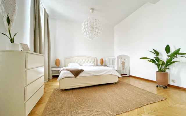 White Na Tverskoy 15 Apartments