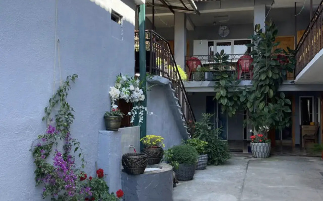 Solomia Guest House