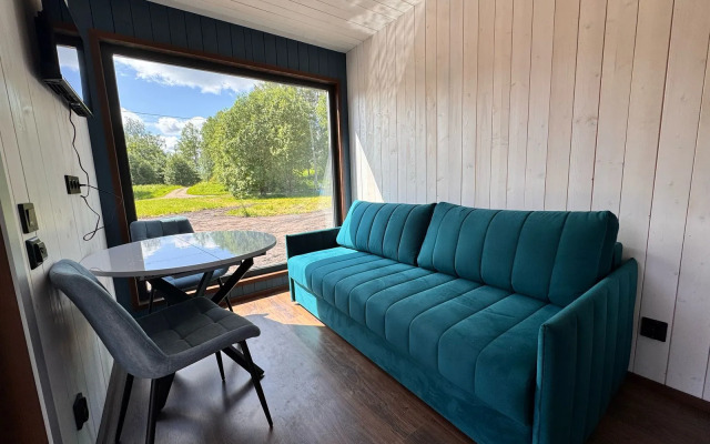 Гостевой дом Гостевые дома Family и Studio на Берегу Ладоги