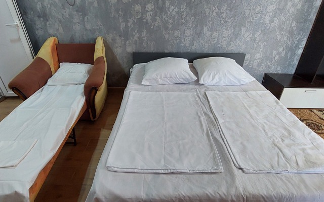 S Vidom na Gory Luchana Private House