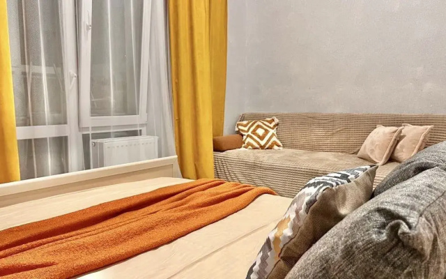 Kvartira prostornaa na prospekte Oktabra 38