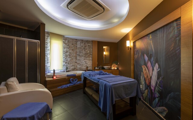 Asteria Family Resort Side Hotel