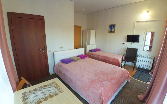 Guest house V Gostyakh Kak Doma