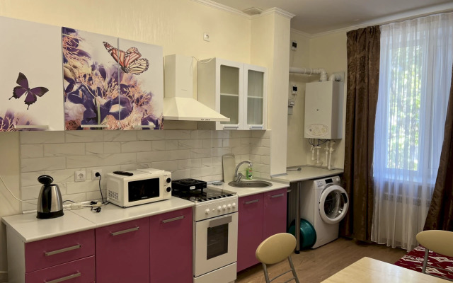 Апартаменты 412 Мира 3