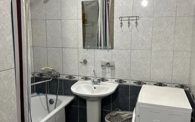 Mansarda Piterskogo Khudozhnika 5 Flat