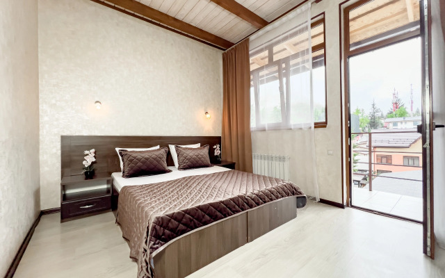 Greek House Hotel