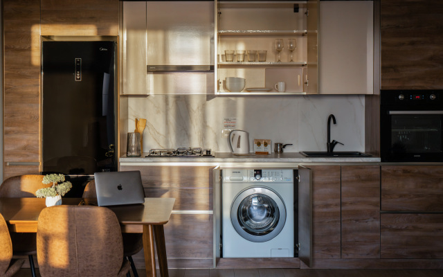 KeyGo #0047, 1 Bedroom, Next To English Park Apartments