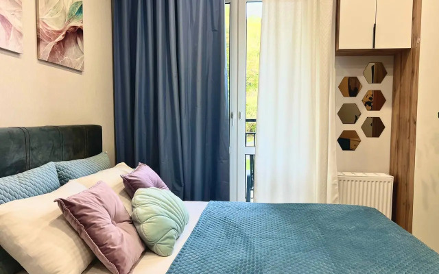 Studiya tryokhmestnaya Apartments