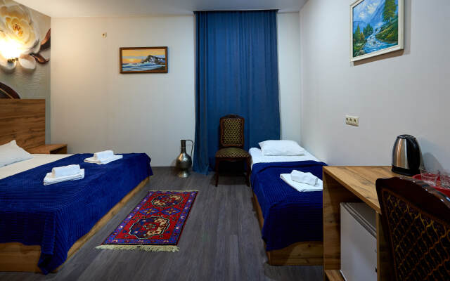 Отель Дербент