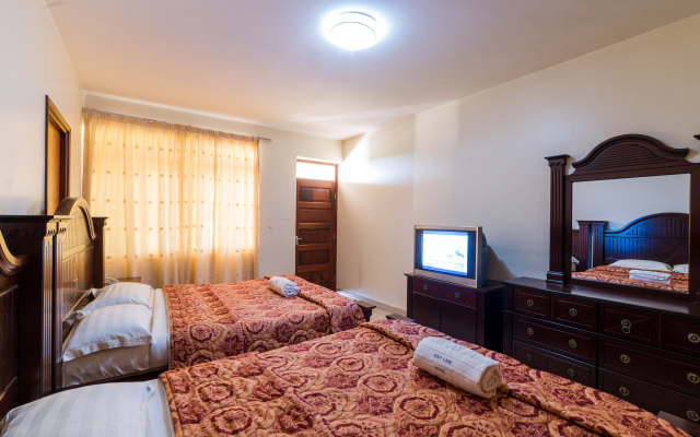 Aggrey  Hotel