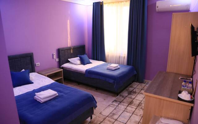 Citizen Hotel