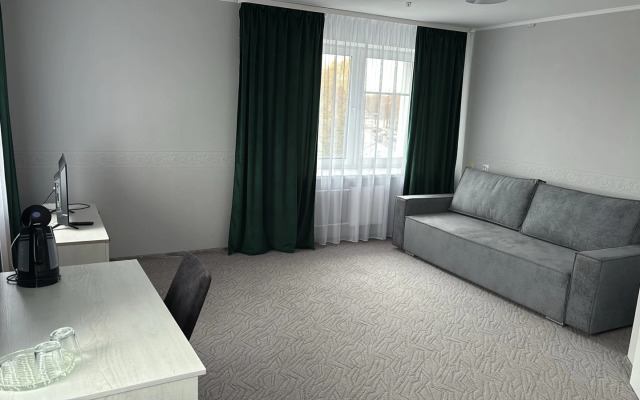 Отель Березка