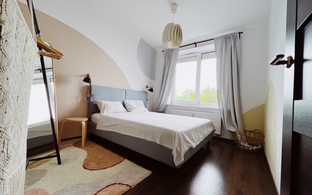 Apartamentyi Na Krayu Zemli ZhK Fortetsia