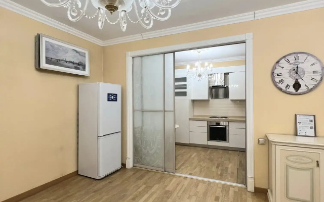Amanzholova 65 Elitnaia Novostroika Flat