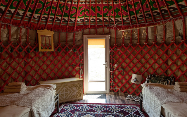 Глэмпинг Tash-Rabat Ethno Complex