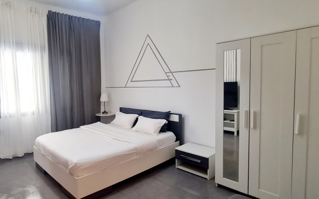 Tel Aviv Studio on Ben Yehuda 42 Apartment